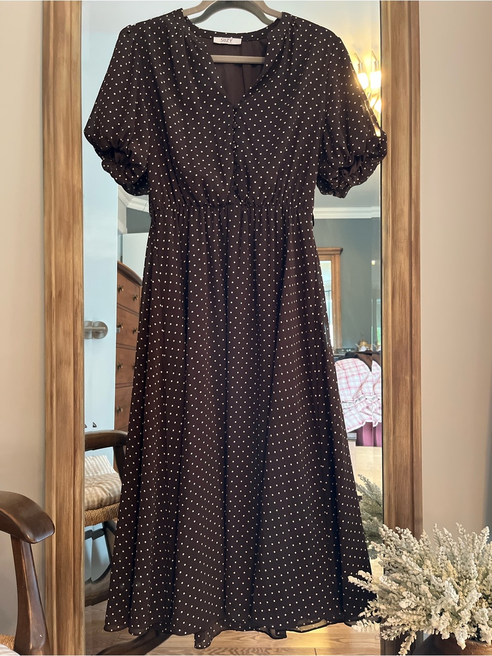 Suzy shier Polka Dot Midi Dress - brown White